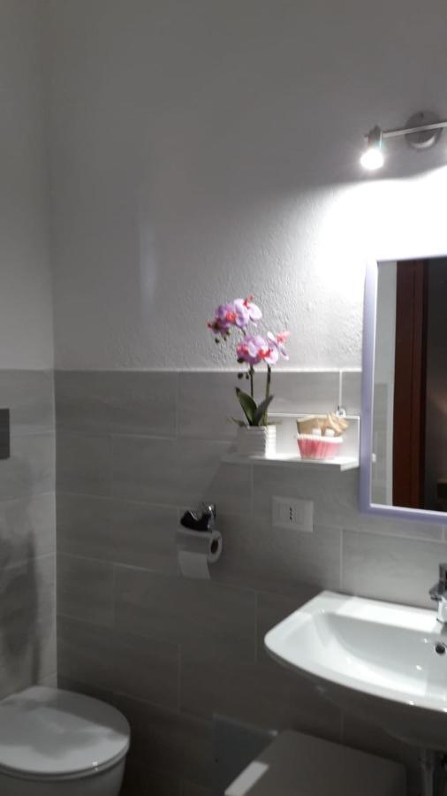 4 Stagioni Bed & Breakfast Виласимиус Екстериор снимка