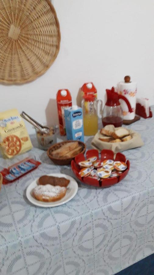 4 Stagioni Bed & Breakfast Виласимиус Екстериор снимка