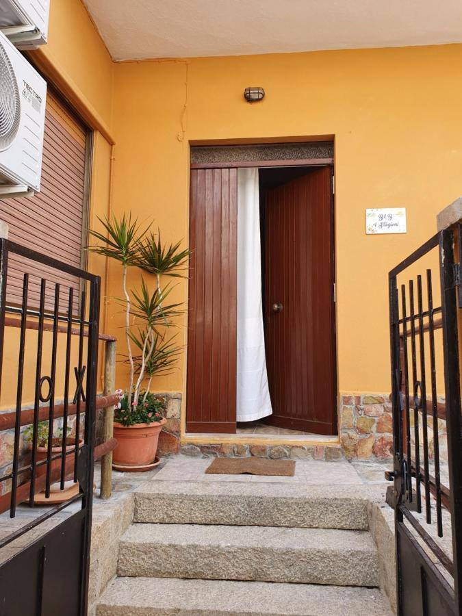4 Stagioni Bed & Breakfast Виласимиус Екстериор снимка