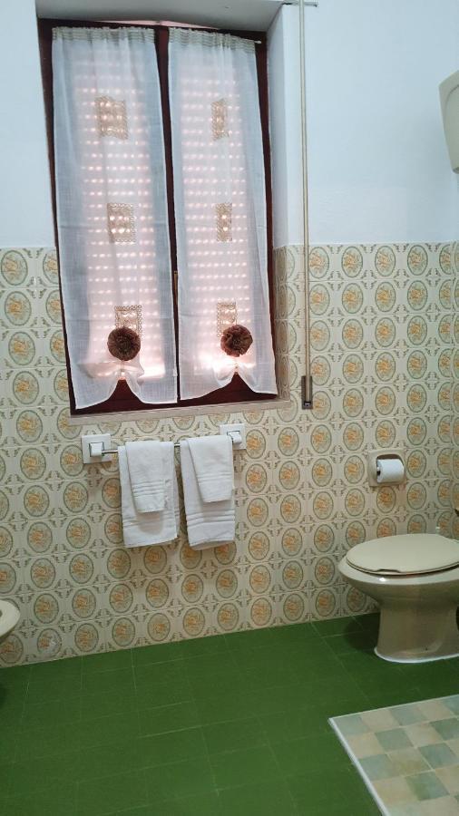 4 Stagioni Bed & Breakfast Виласимиус Екстериор снимка